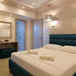 Hotel Kuburi 4*