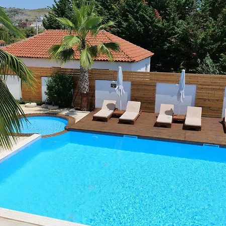 Kuburi Hotell 4*