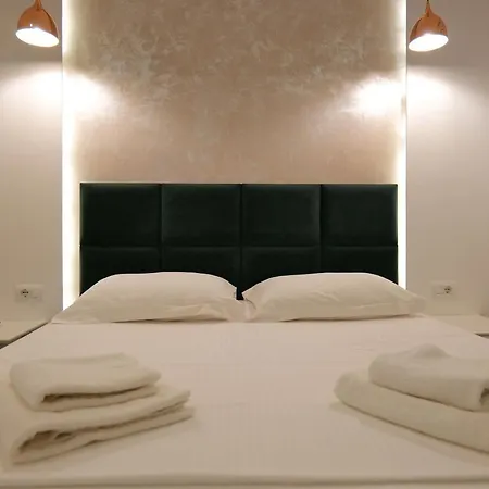 Kuburi 4* كساميل