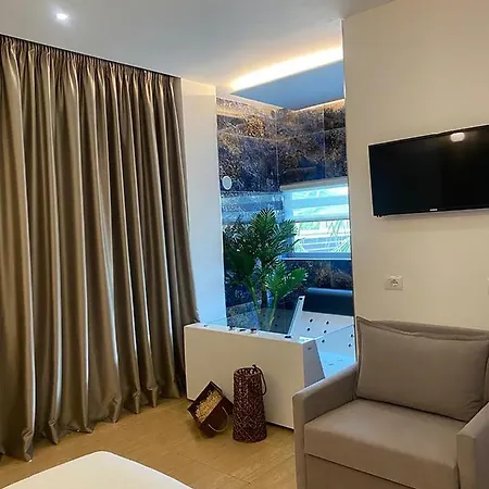 Hotel Kuburi Ksamil