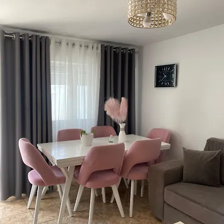 Hotell Kuburi Ksamil