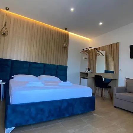 Hotel Kuburi 4*