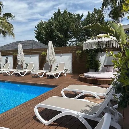 Hotel Kuburi 4*
