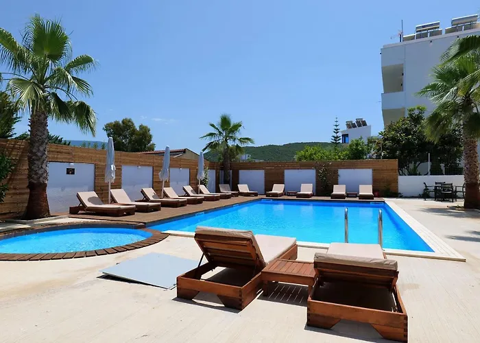 Hotel Kuburi 4*