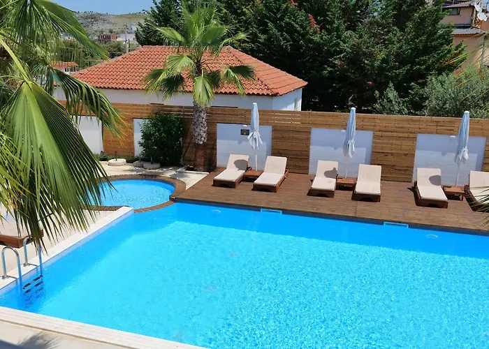 Kuburi Hotel 4*