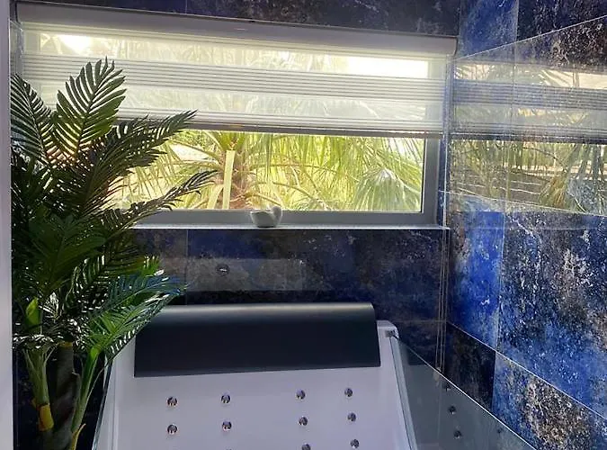 Hotel Kuburi